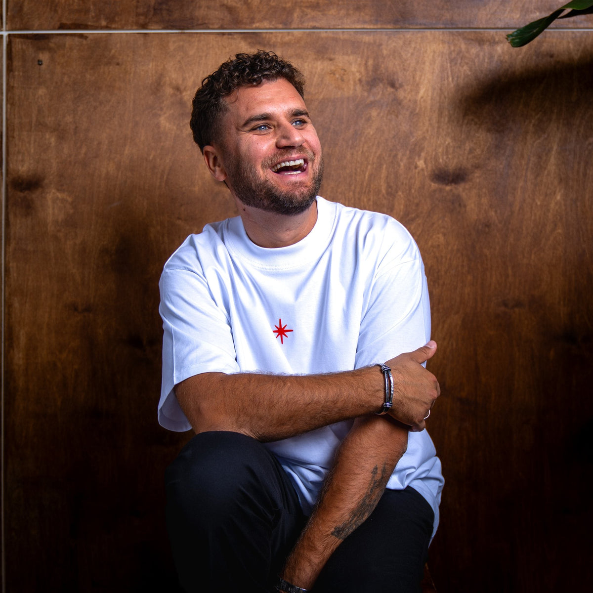 Bandido Essential T-Shirt — White & orange (2)