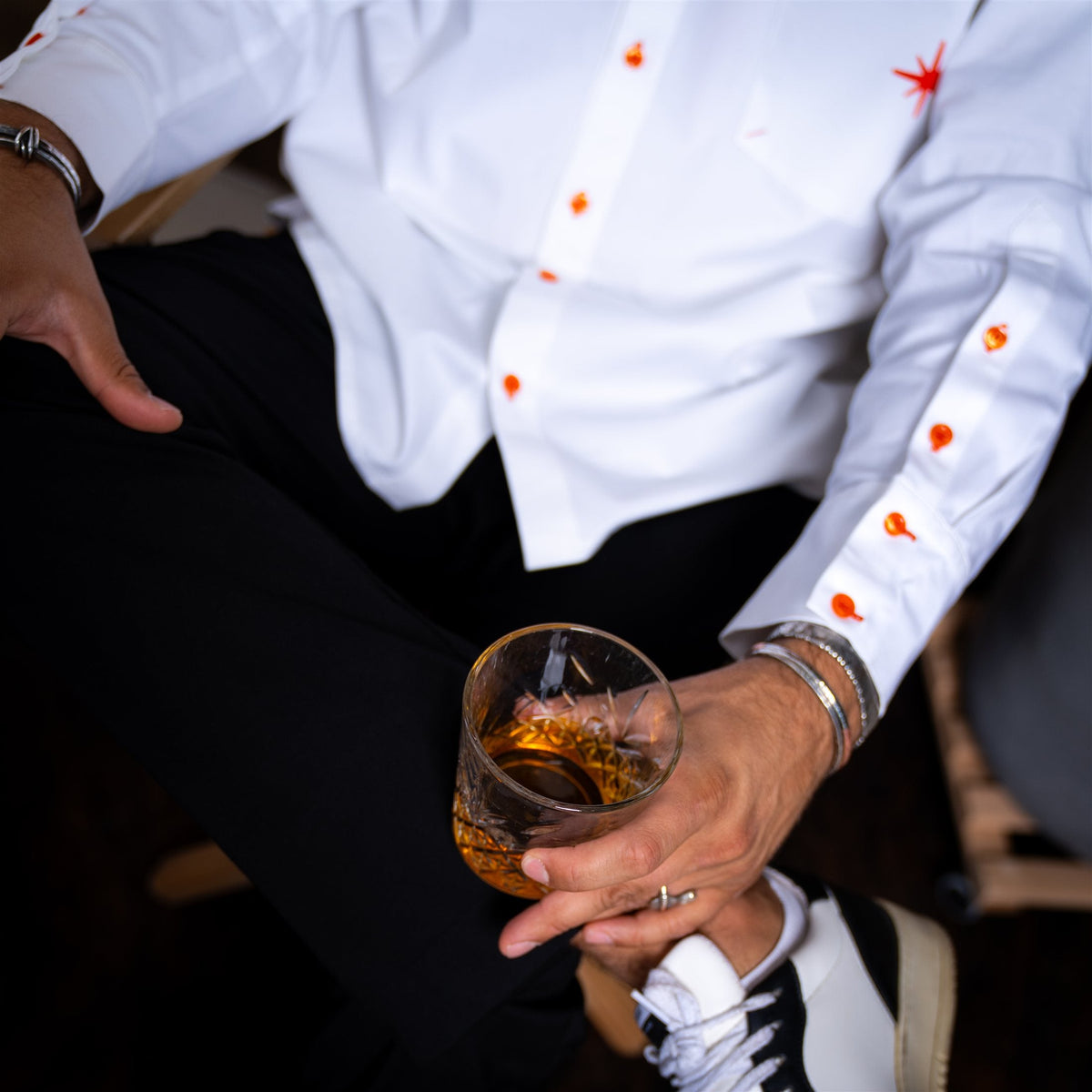 White Signature Shirt (3)