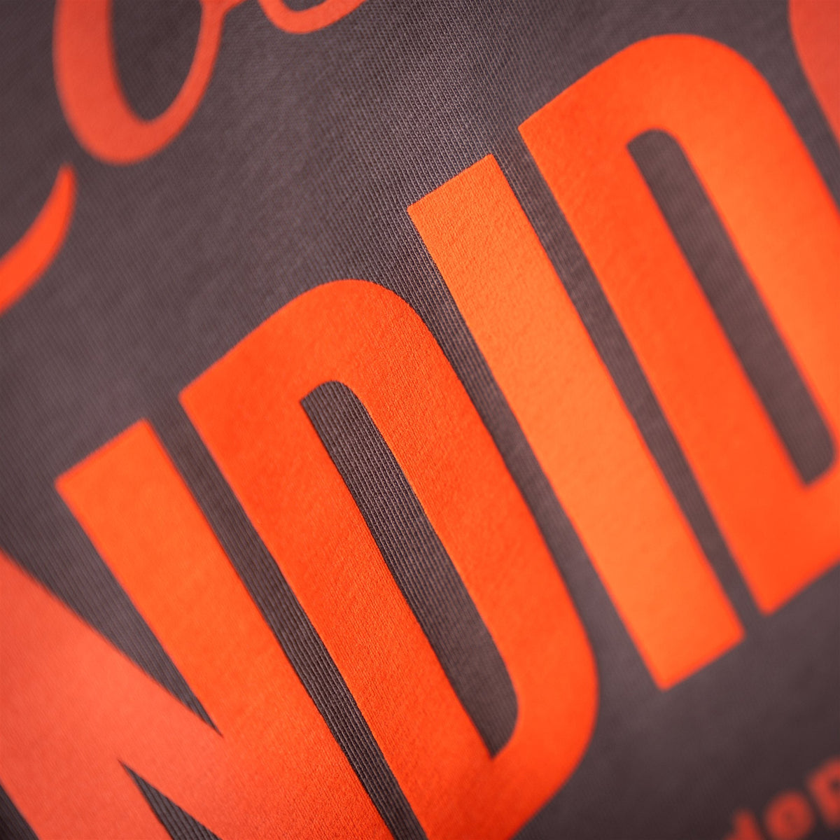 Bandido Essential T-Shirt — Taupe brown & orange (6)